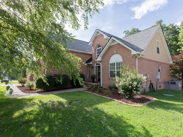 206 Applewood Dr, White House, TN 37188