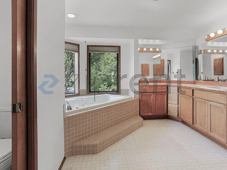 10655 Woodinville Redmond Rd NE — Photo 18