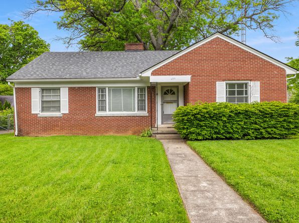 403 Holiday Rd, Lexington, KY 40502