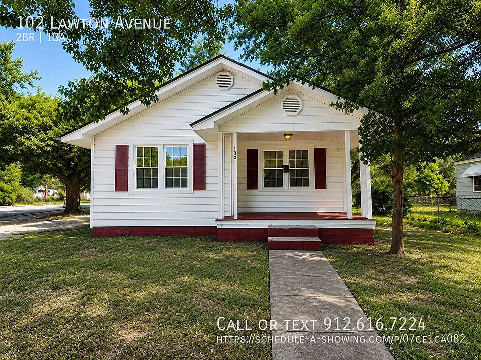 102 Lawton Ave