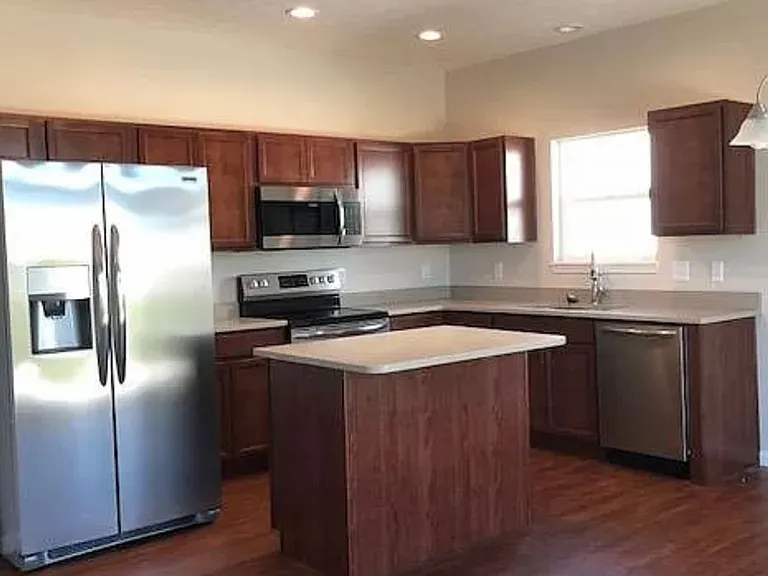 3209 Osborne Dr — Photo 4