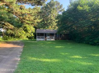 72 Laneview Concord Rd, Trenton, TN 38382