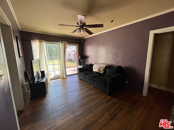4th image of 2206 W 78th Pl
