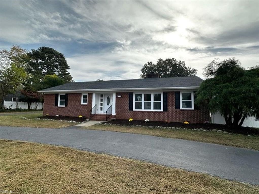 18 Elm Ave, Newport News, VA 23601 Zillow