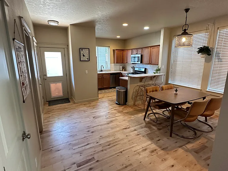 down stairs kitchen and kitchen table
