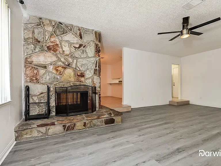 728 Sam Jonas Dr — Photo 6