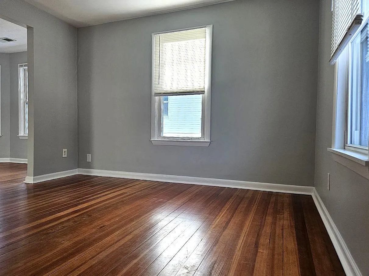 2 bed, 974 sqft, $1,700 — Photo 3