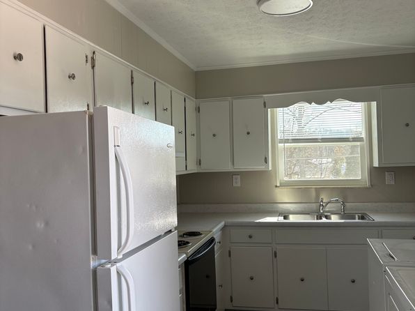 630 Carlock Ave APT C