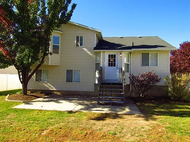 1102 N 2675 W — Photo 13