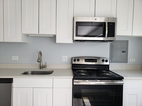4th image of 10500 S Walden Pkwy #2C