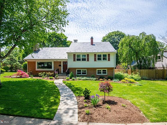 2nd image of 1010 Wyomissing Blvd