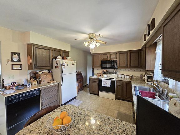3rd image of 4251 MILL AVENUE