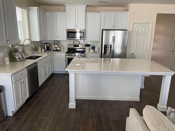 3rd image of 6532 E Fern Ave