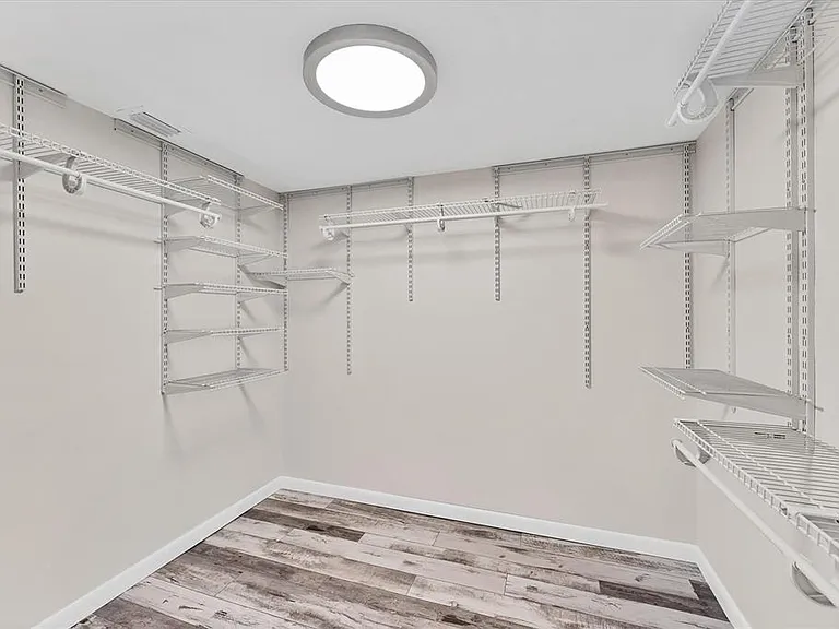 4530 Pinebrook Cir #208 — Photo 23