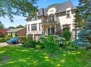 14 Tremont Cres, Toronto, ON M3B 2S1
