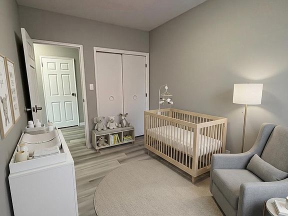 5th image of 50 Mohawk Rd W #201