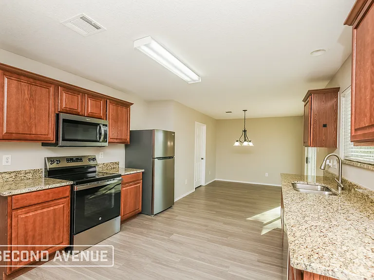 6237 Hereford Dr — Photo 11