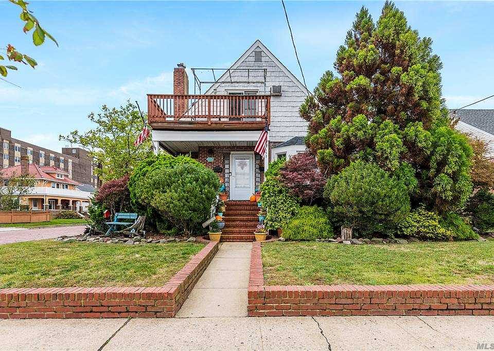 1st image of 153 Lindell Blvd