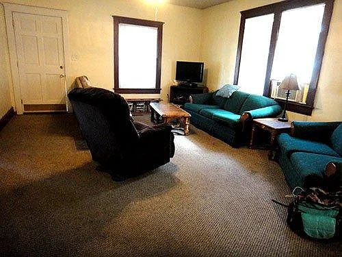 5 bed, 1240 sqft, $1,400 — Photo 4