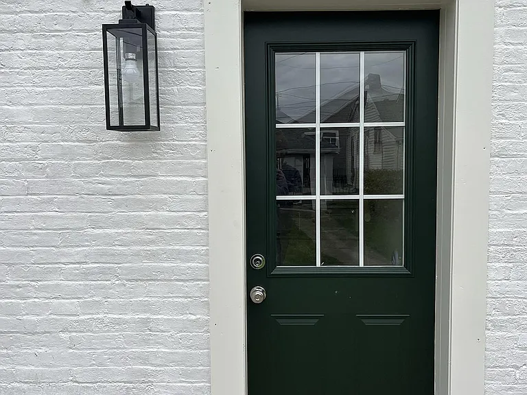 209 E Main St — Photo 8