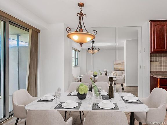 3rd image of 875 Morrison Avenue #6B