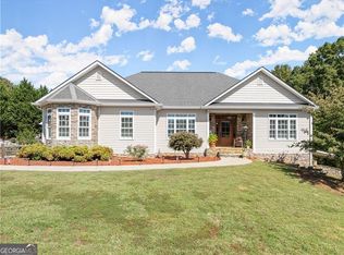 6109 Ben Parks Rd, Murrayville, GA 30564