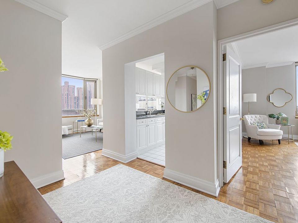 1st image of 400 E 90th St APT 21B