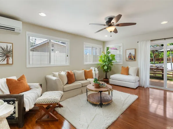 66-912 Kamakahala St #2, Waialua, HI 96791