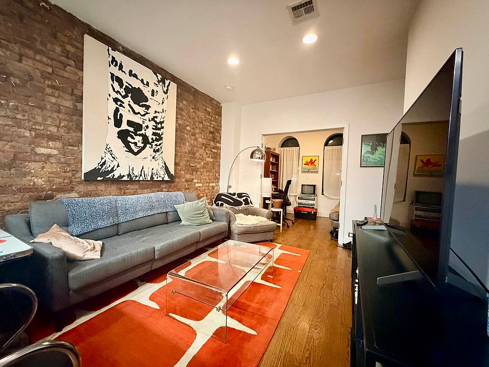 1st image of 317 Putnam Ave APT 2R