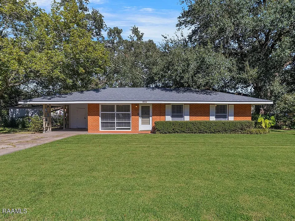 137 Antigua Dr