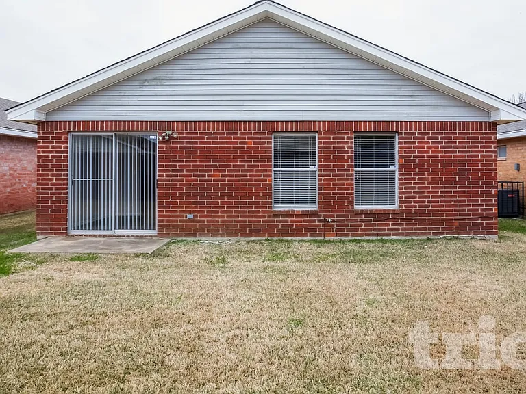 3110 Boynton Dr — Photo 17