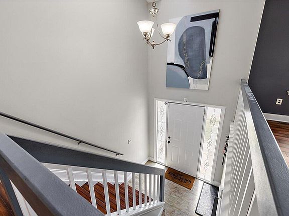 4th image of 37660 N Butler Cir