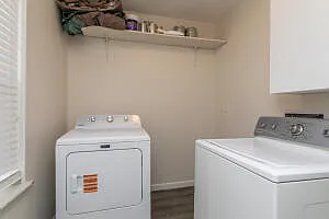 1992 N Waterfront Dr N #D — Photo 15