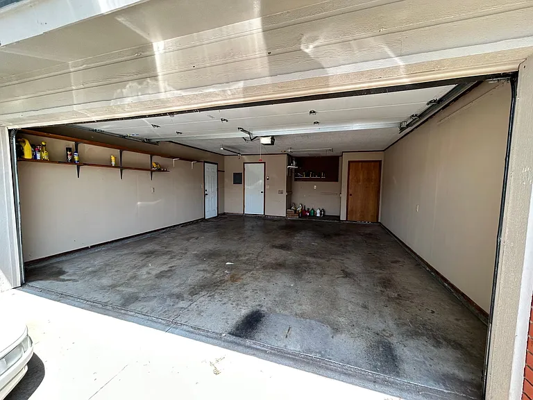 2713 Constitution Ave — Photo 19