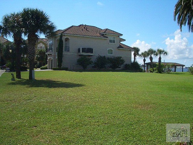 2nd image of 1001 Palm Cove Ct
