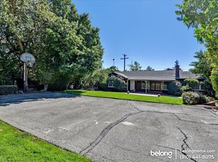 1120 Madre Vista Rd, Altadena, CA 91001