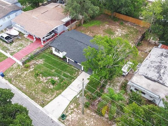 4th image of 10929 N Aster Ave