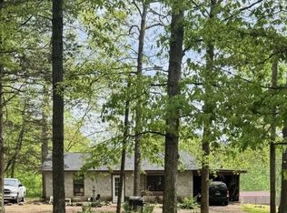 193 Whitaker Dr, Camden, TN 38320