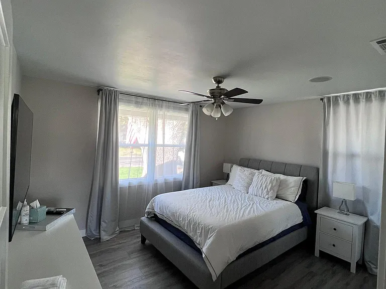 Maryal Dr — Photo 11