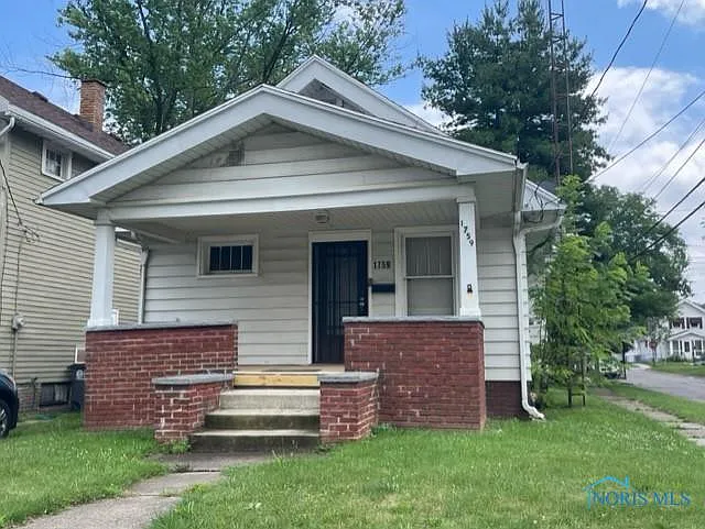 1759 Mansfield Rd photo 1