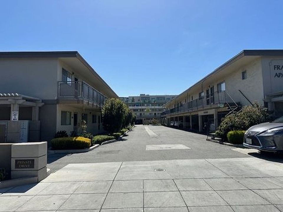 1st image of 439 Del Medio Ave #0