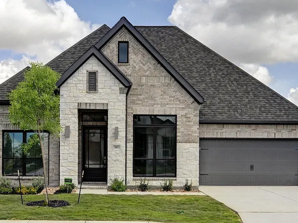 187 Lacey Oak, Castroville, TX 78009