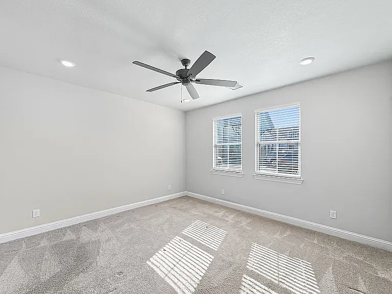 9525 Thorncrown Ln — Photo 10