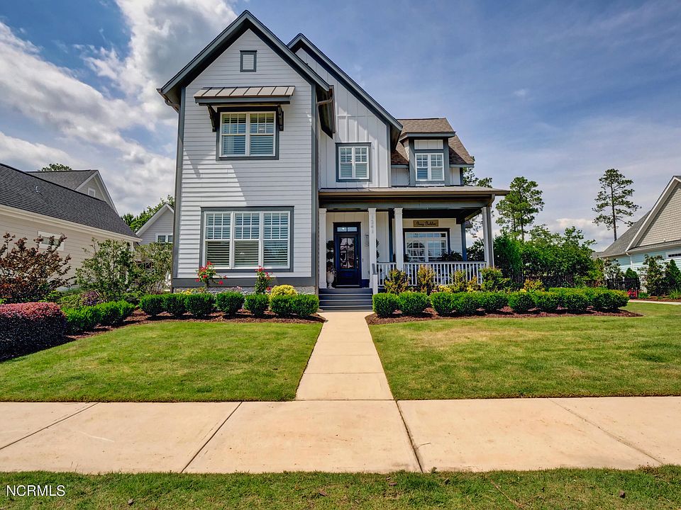 1st image of 1241 Cross Water Cir