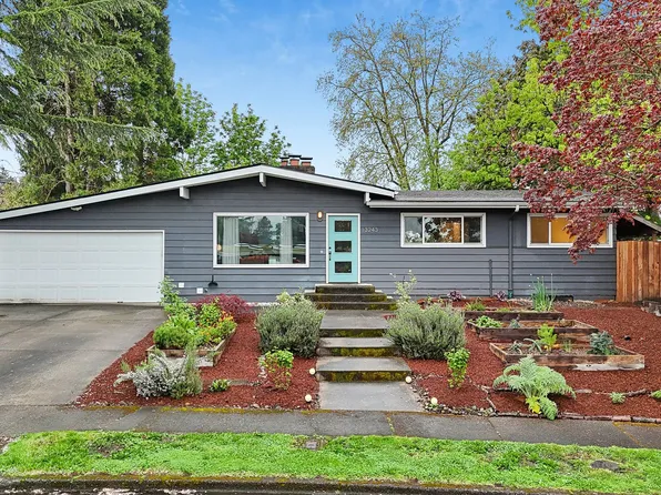 13243 NE Sacramento Dr, Portland, OR 97230