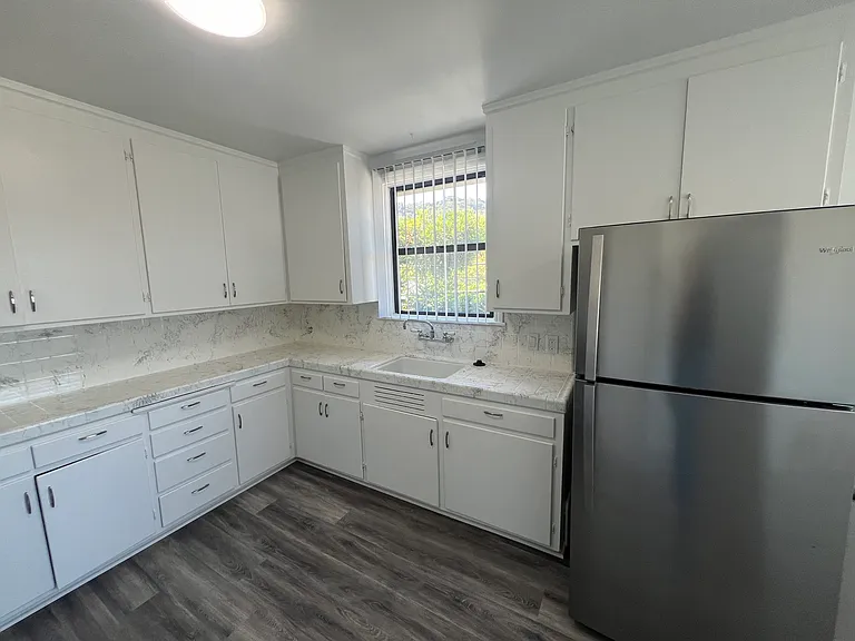67 41st Ave #6 — Photo 4