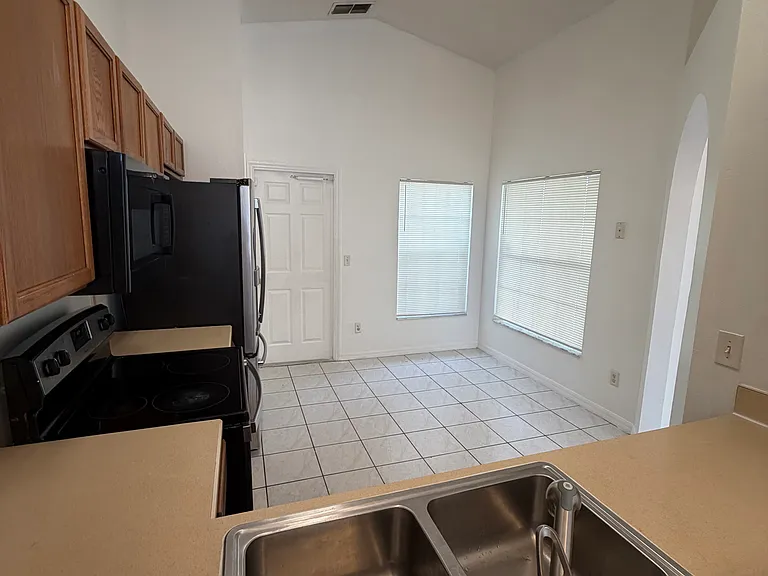 1646 Oak Hill Trl — Photo 53