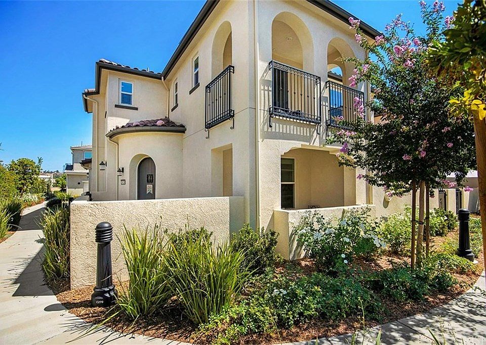 1st image of 28820 Calle De La Paz Dr