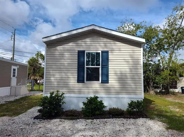 CLAYTON 57COM - 4 Months Rent Free Plan, Pinewood