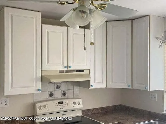 561B Malvern Ct — Photo 56